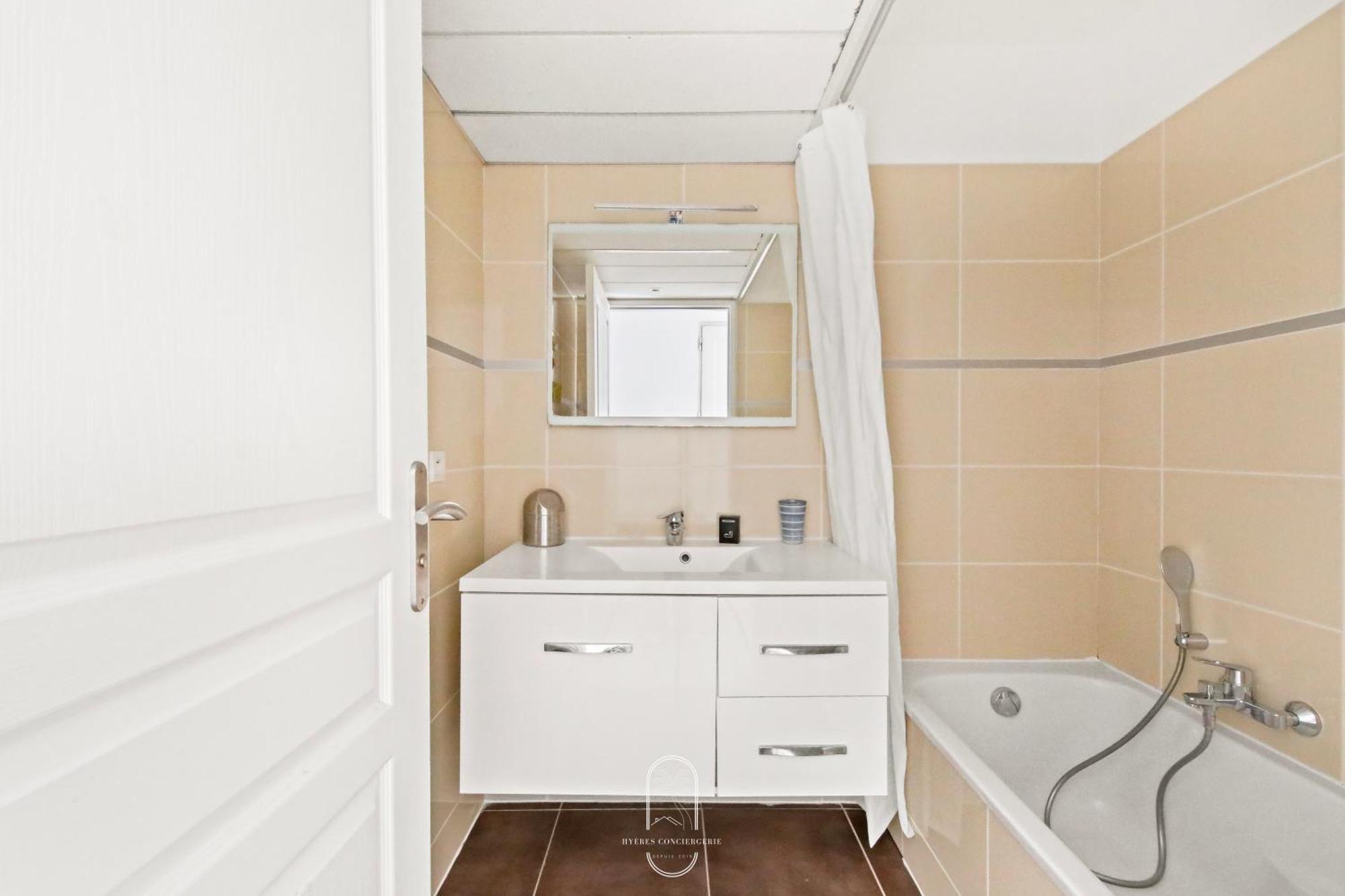 Maisonnette Saona Vue Mer Plages 800M Wifi Clim Pk By Hc Carqueiranne Ngoại thất bức ảnh